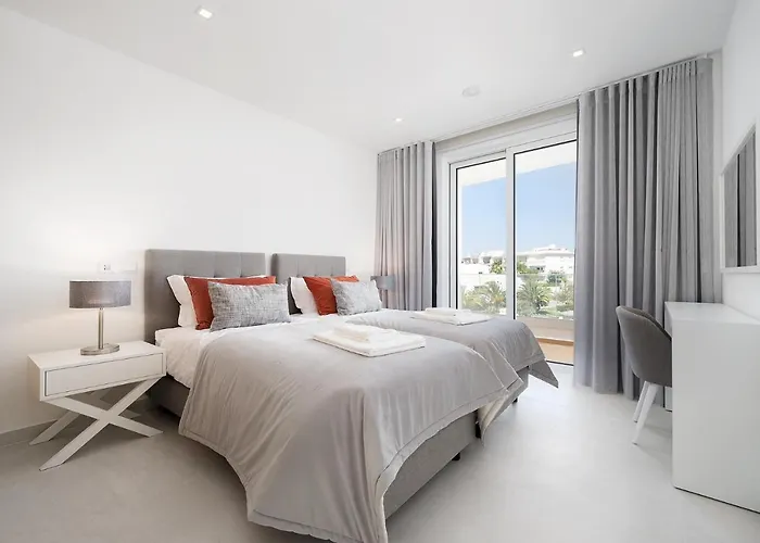 Well Located Apartment, Vila Ancora, Porto De Mos